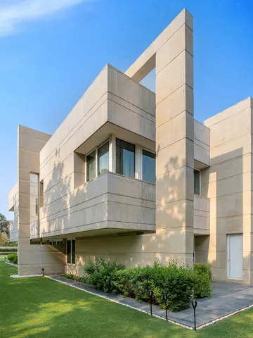 Lakhani Villa