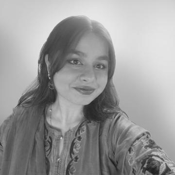 amna saeed