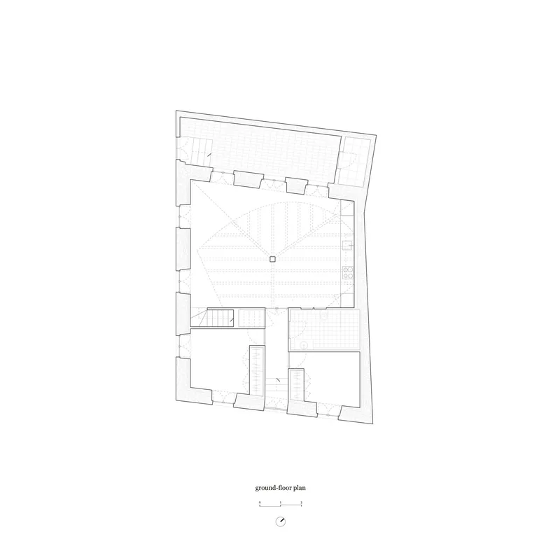 Ground-floor plan with the circular ceiling cut marked above the main living area