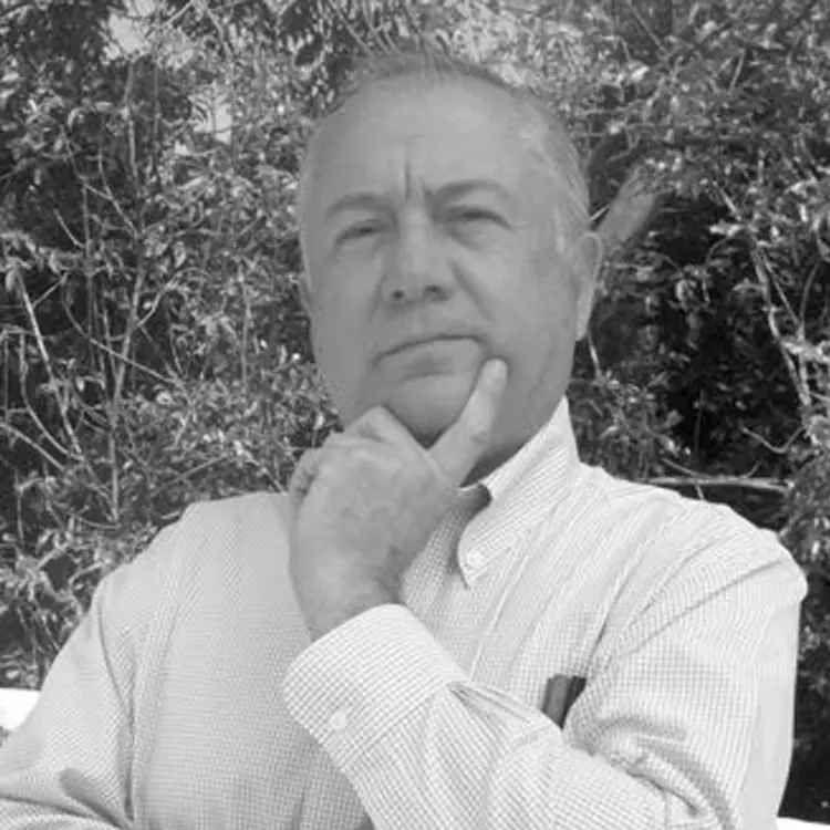 Miguel Angel Lira